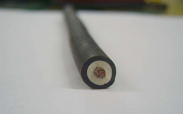 2-20061P94JW37.jpg